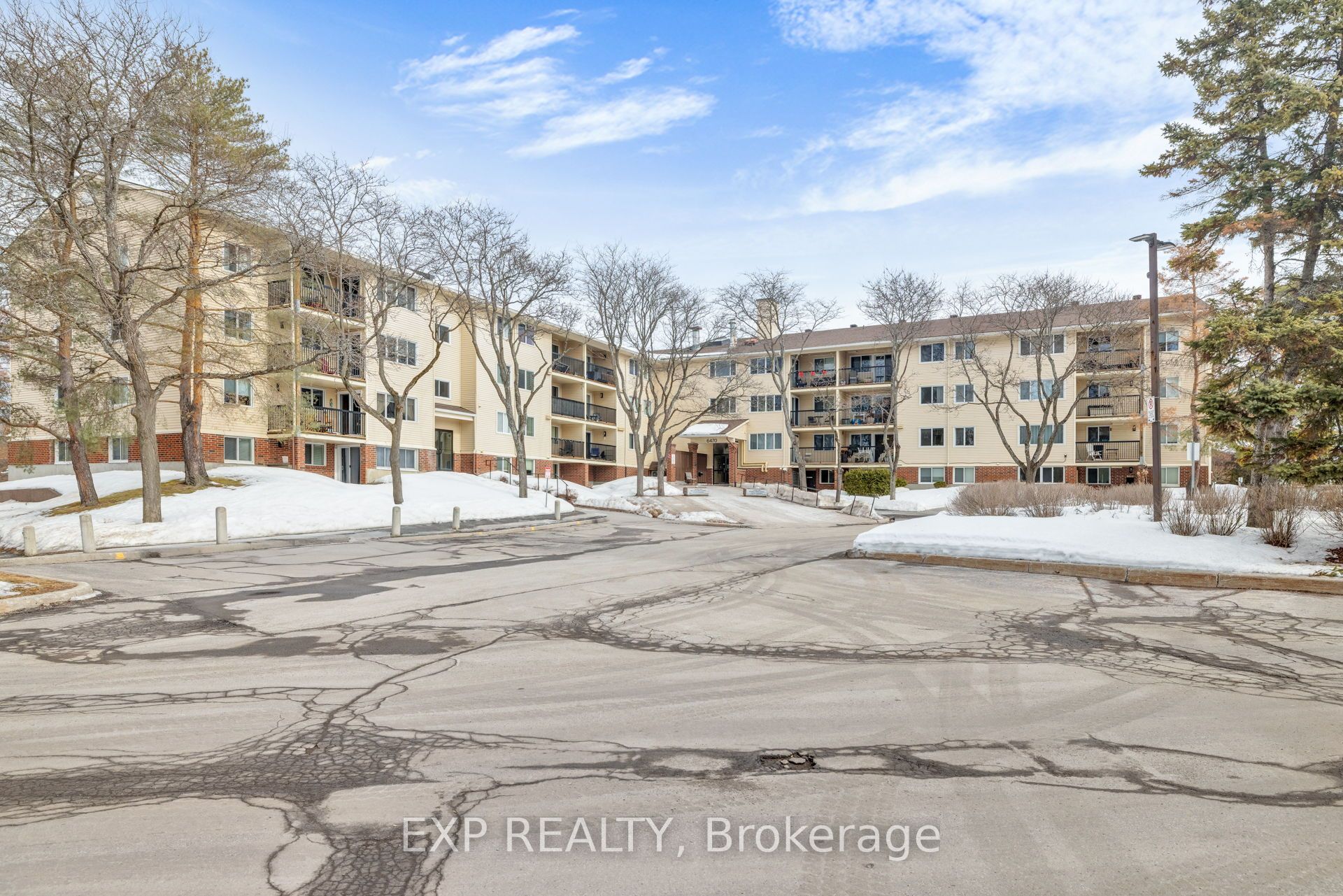 104-6470 Bilberry Drive, Ottawa, ON, K1C 4P1