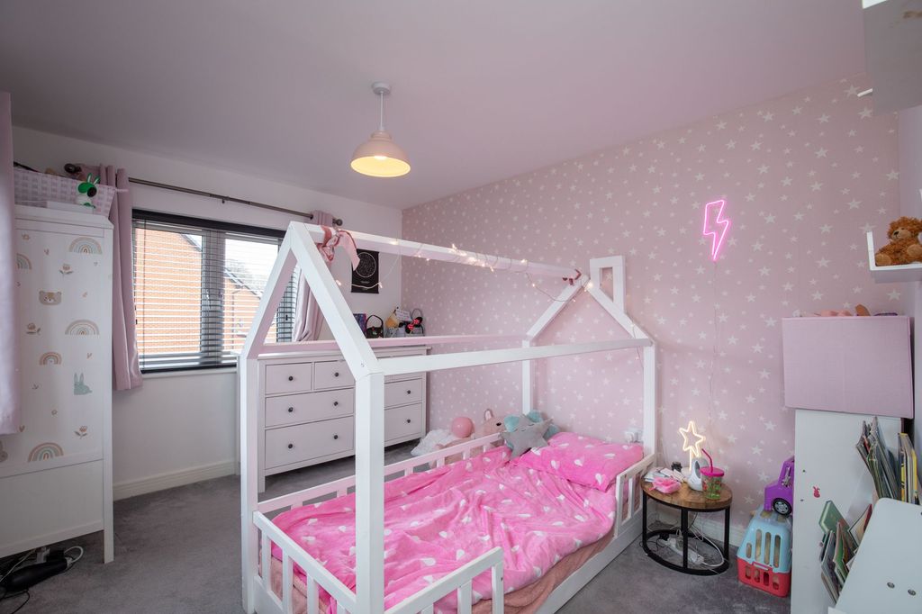 Additional image 18 of 5 bed detached house for saleFoil Close, Rogerstone, Newport NP10