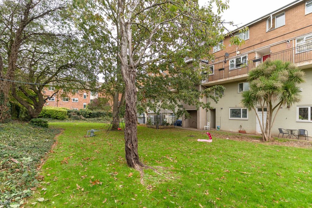 Additional image 12 of 2 bed flat for salePyle Road, Cardiff CF5