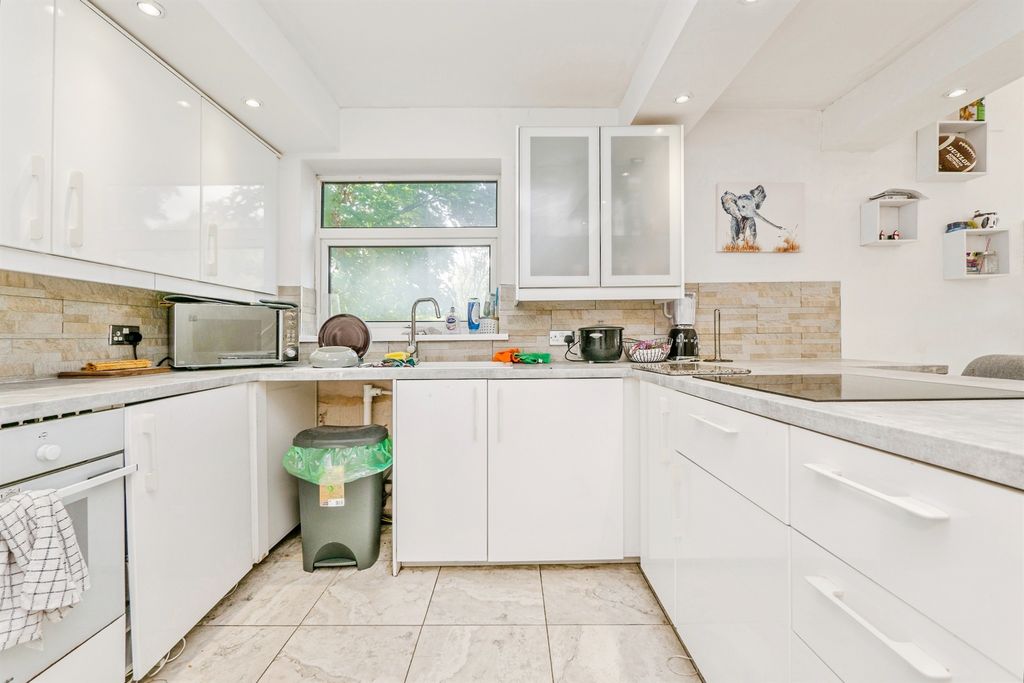 Additional image 13 of 2 bed maisonette for saleLinnet Close, Pentwyn, Cardiff CF23