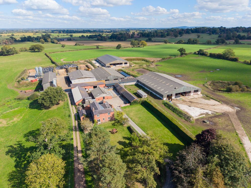 7 bed country house for saleColemere, Ellesmere, Shropshire SY12