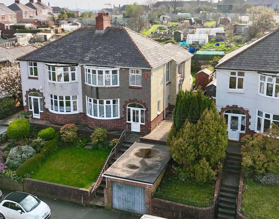 4 bed semi-detached house for saleSt. Julians Road, Newport NP19