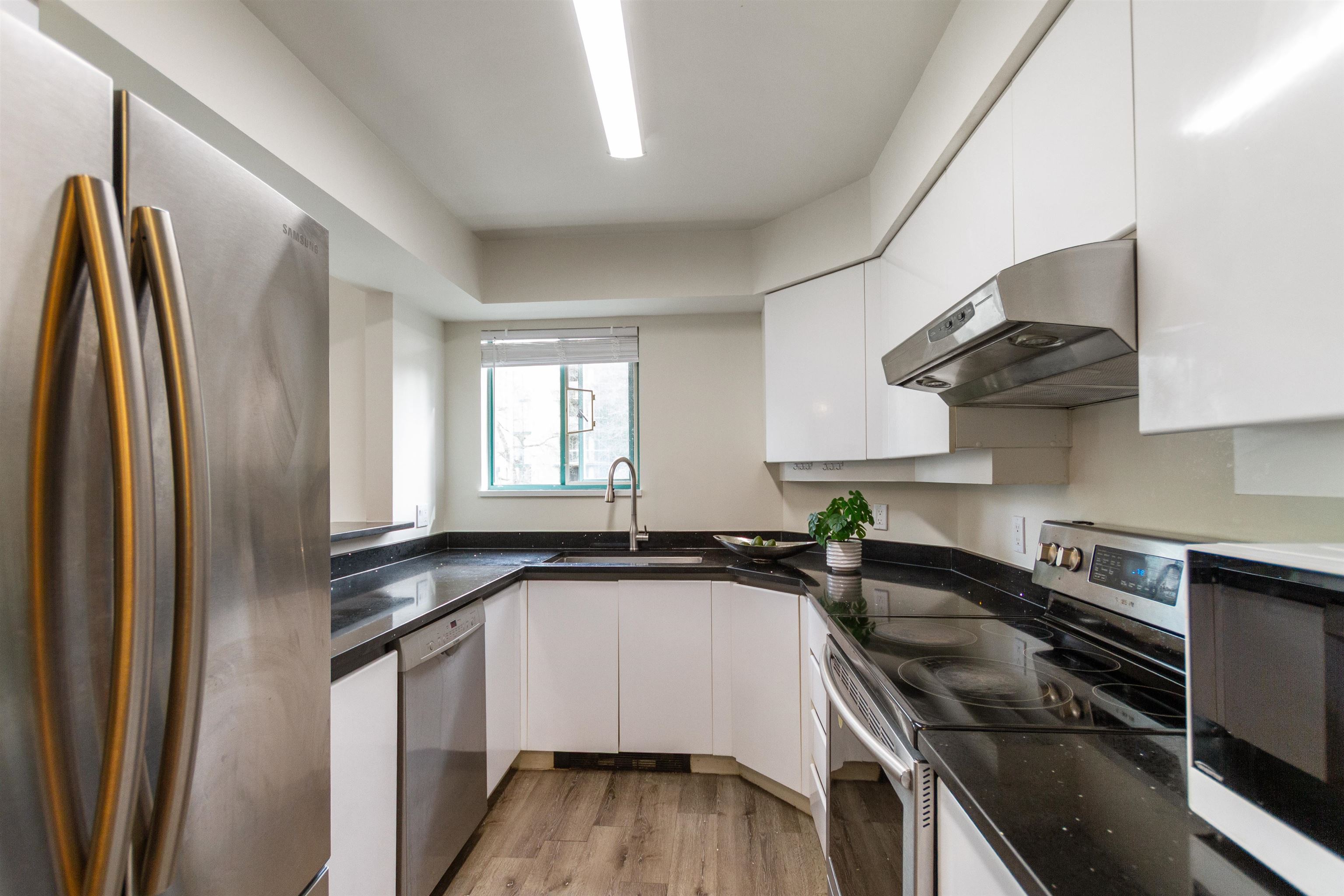 Additional image 5 of 401E-3081 Glen Drive, Coquitlam, BC, V3B 2P8