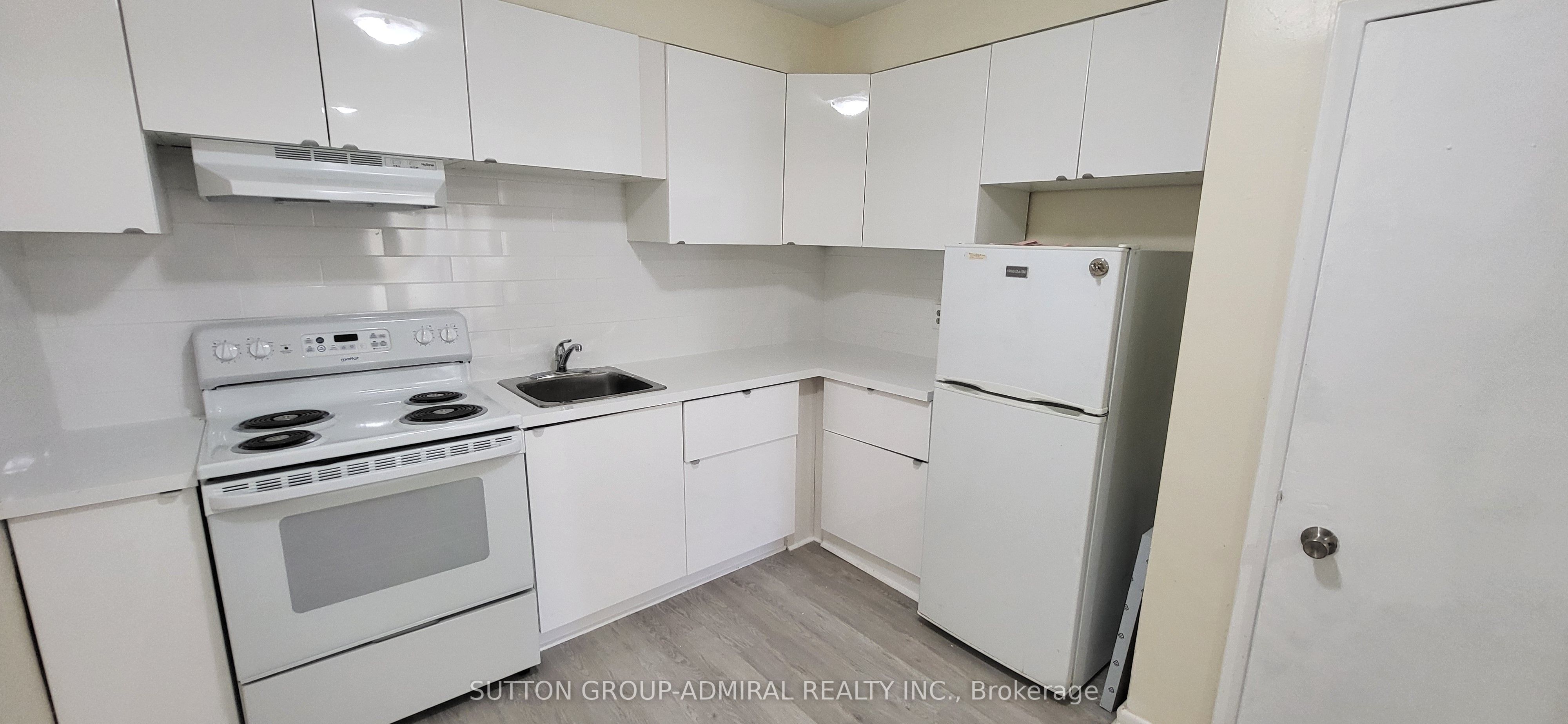 1-2839 Bathurst Street, Toronto, ON, M6B 3A4 photo 2