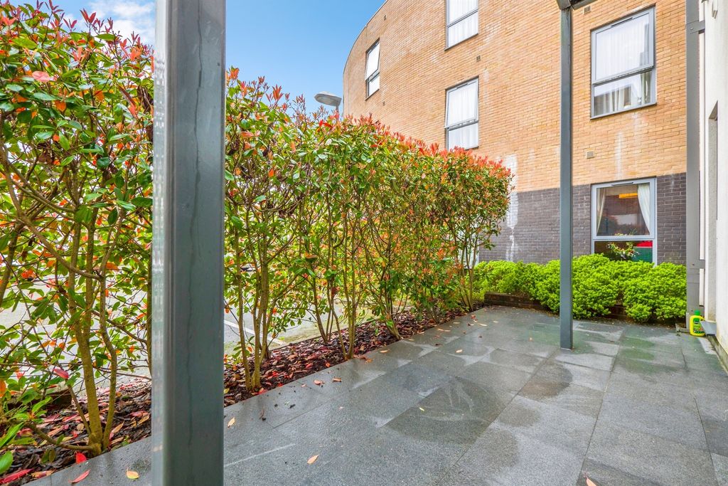 Additional image 19 of 2 bed flat for saleRomilly Crescent, Cardiff CF11