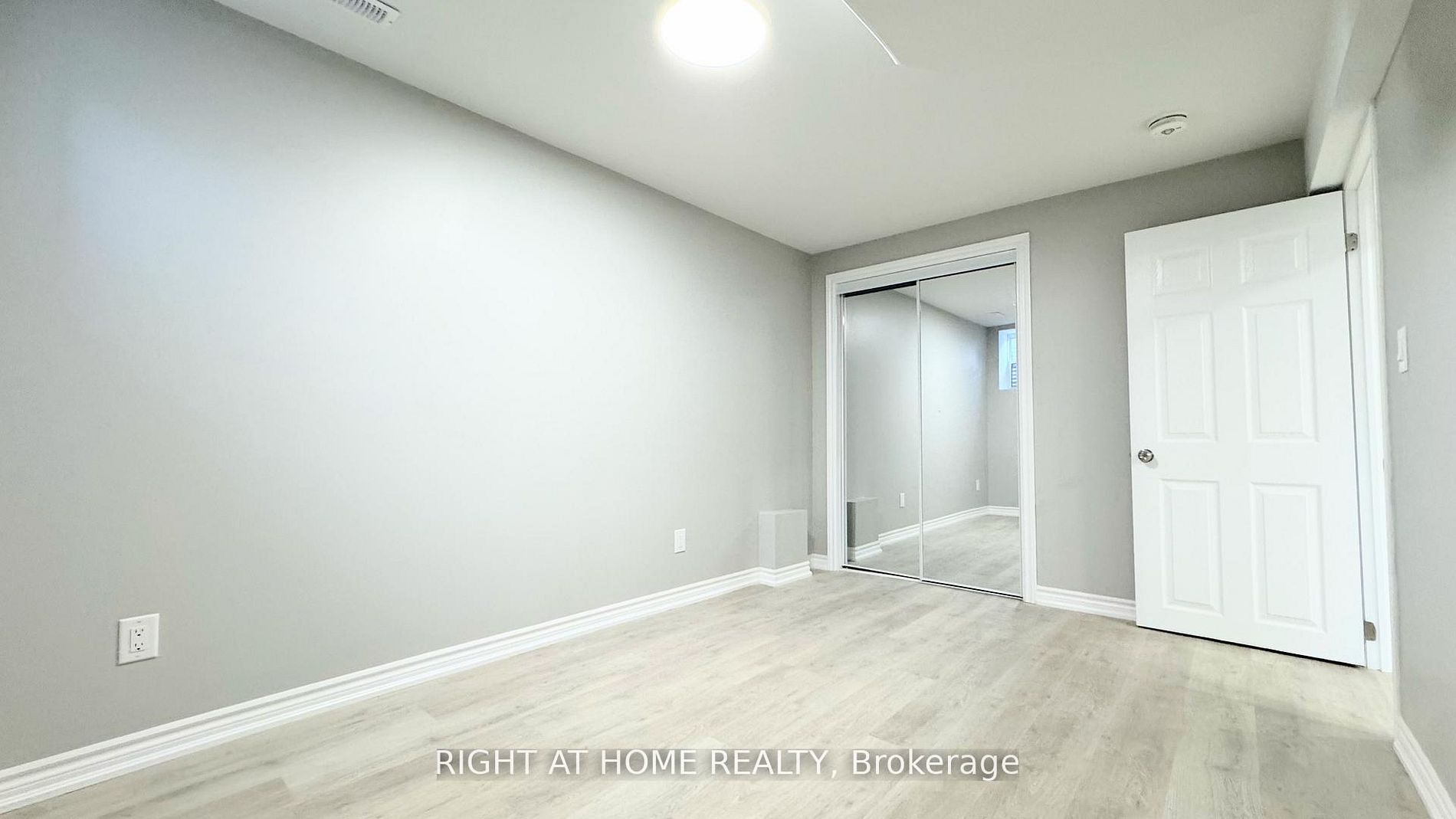 Basement-455 Clarkson Gate, Milton, ON, L9E 0B7 photo 4