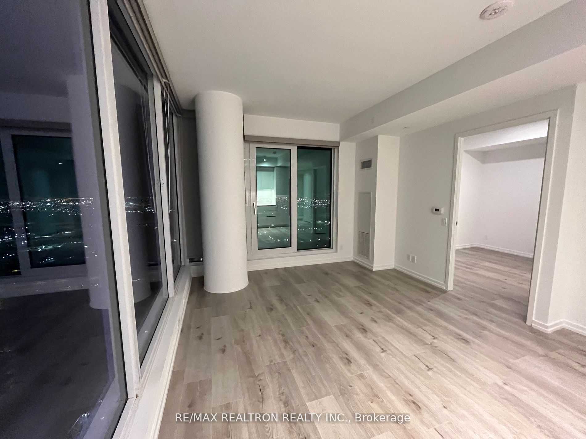 Additional image 4 of 5005-1000 Portage Parkway, Vaughan, ON, L4K 0L1