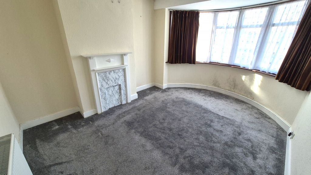 Additional image 8 of 3 bed terraced house for saleSummit Avenue, Kingsbury NW9