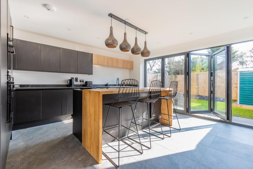 Additional image 19 of 4 bed detached bungalow for saleNewport Road, Rumney, Cardiff CF3