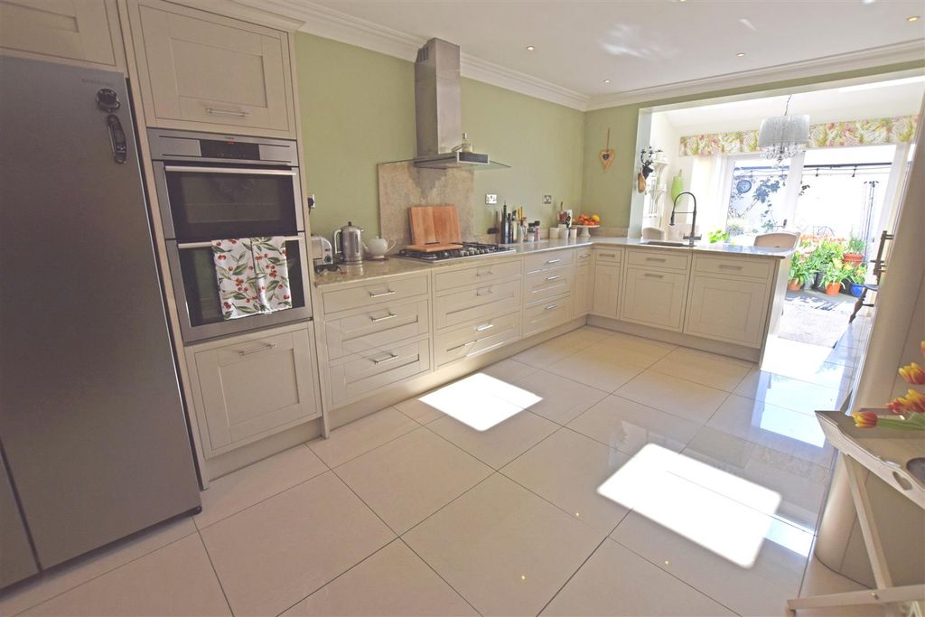 Additional image 4 of 4 bed terraced house for saleLaytonia Avenue, Gabalfa. Cardiff CF14