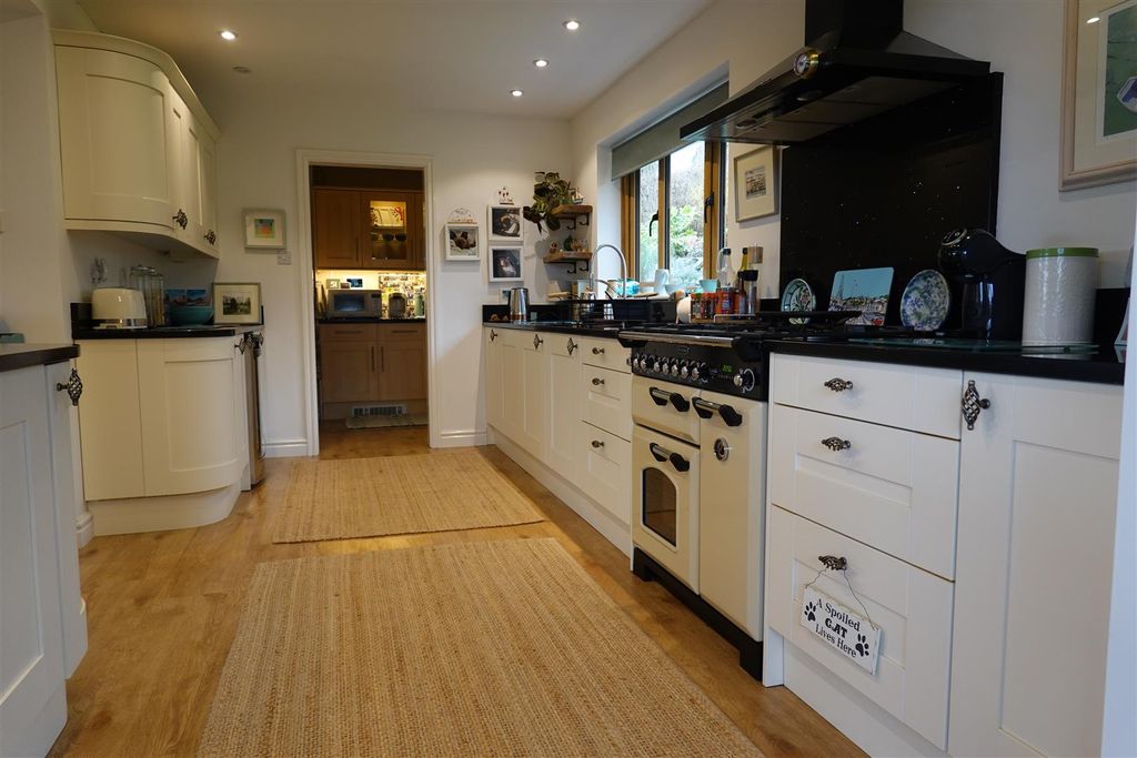 Additional image 6 of 3 bed detached bungalow for saleLlandevaud, Newport NP18