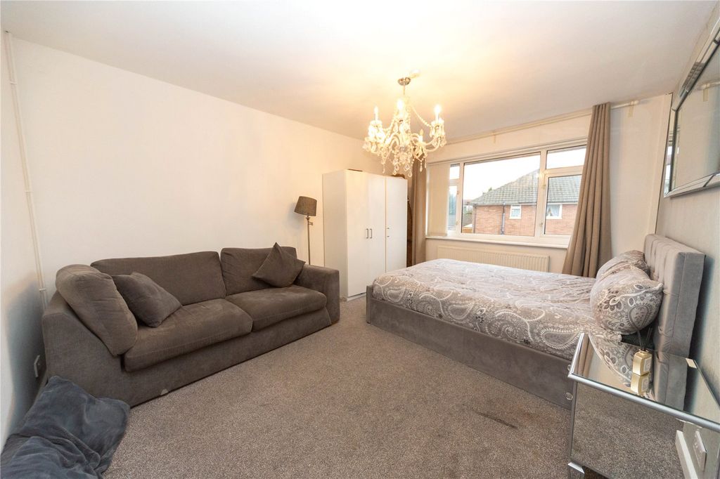 Additional image 14 of 3 bed maisonette for saleHampton Court, Brandreth Road, Cardiff CF23