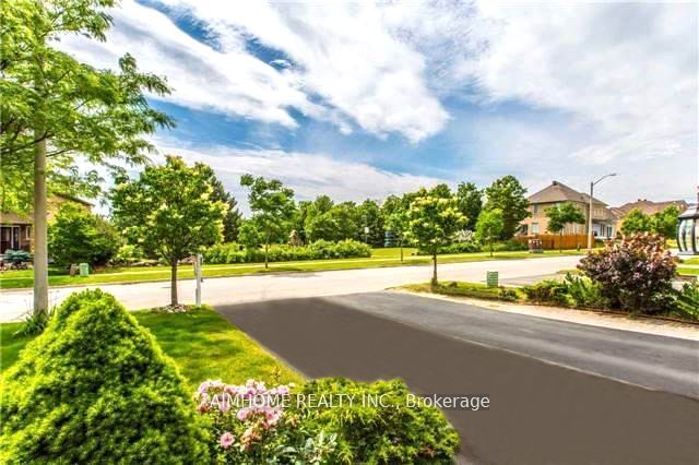 228 Kimono Crescent, Richmond Hill, ON, L4S 2A4 photo 2