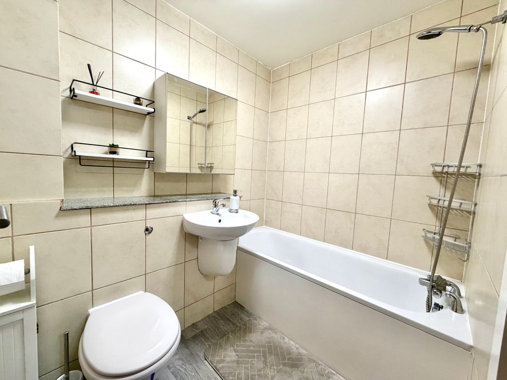 Additional image 8 of 2 bed flat for saleCowbridge Road East, Cardiff CF11