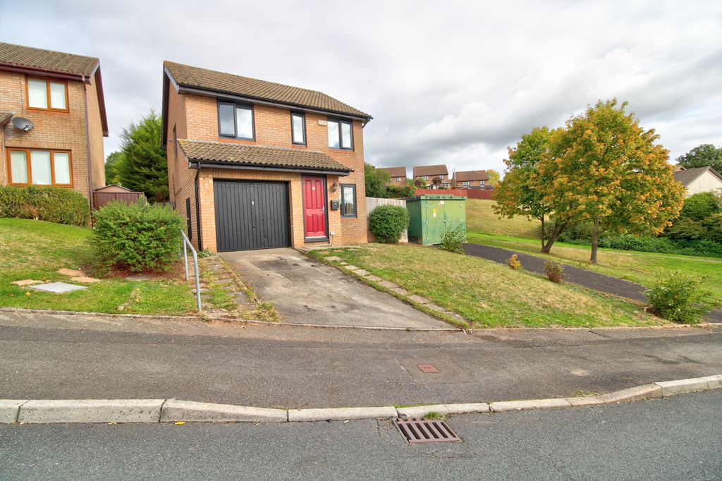 Additional image 5 of 3 bed detached house for saleKier Hardie Drive, Newport NP19