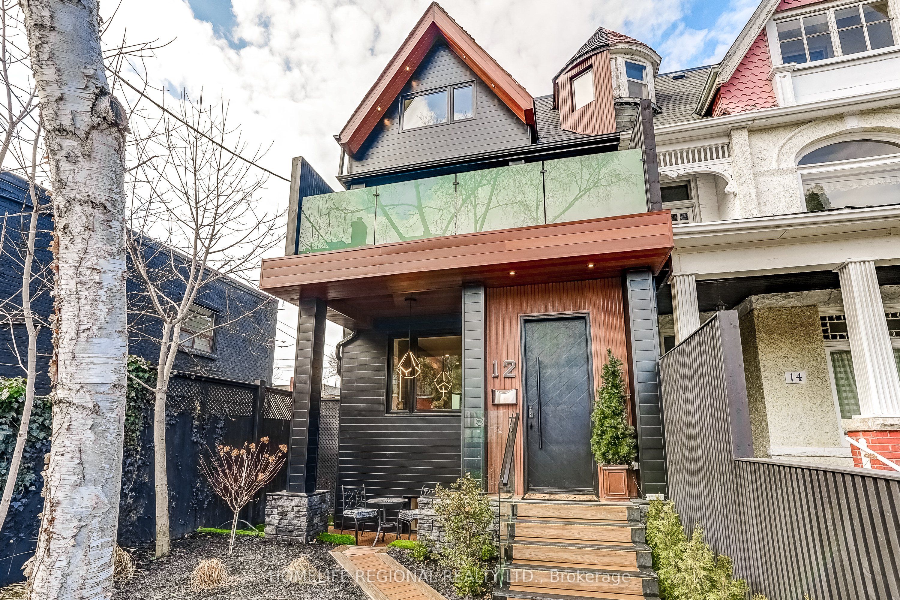 12 Macdonell Avenue, Toronto, ON, M6R 2A2