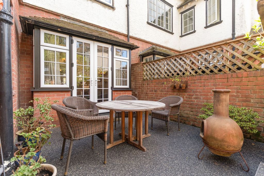 Additional image 33 of 6 bed semi-detached house for saleOakfield Road, Newport NP20
