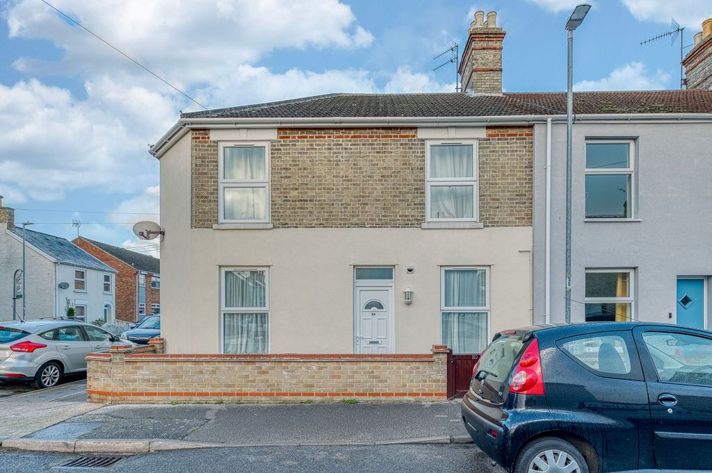 3 bed flat for saleSt. Georges Road, Pakefield NR33
