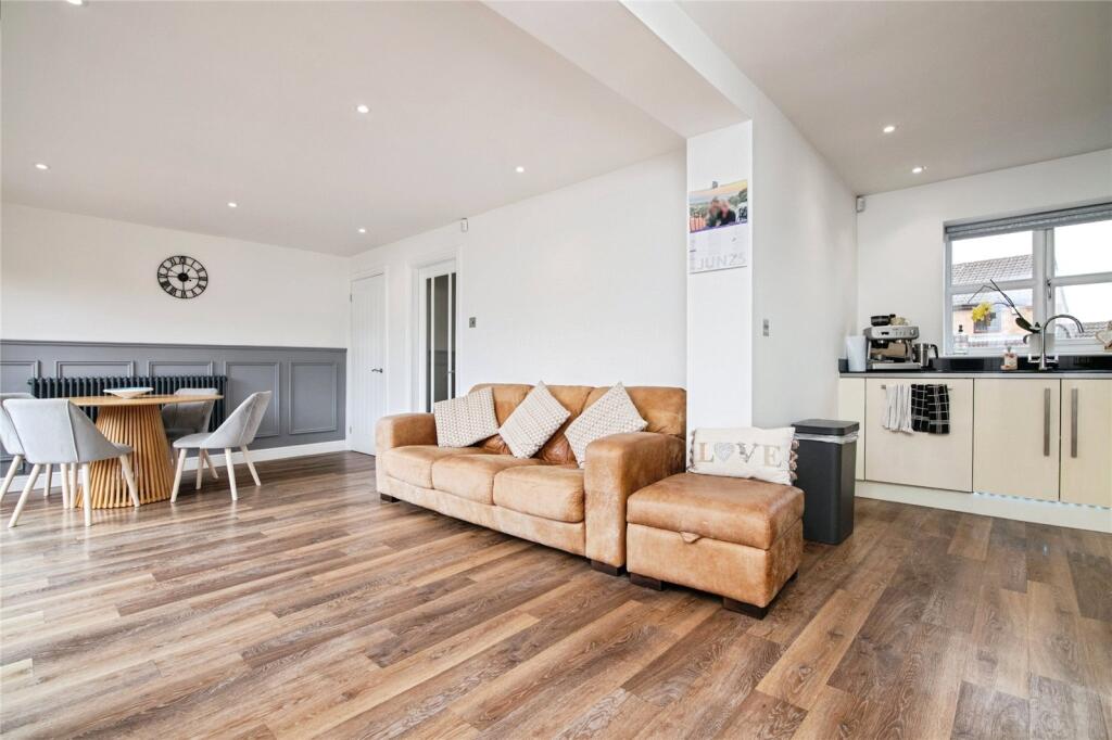 Additional image 5 of Johnsons Grove, Oldbury, West Midlands, B68