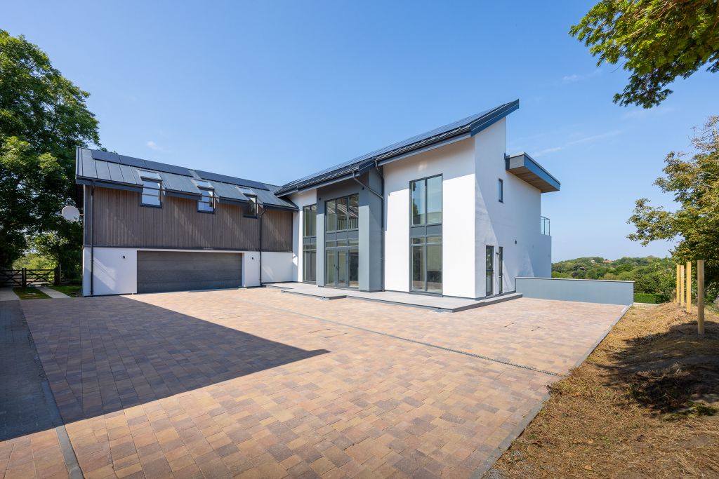 Additional image 3 of 6 bed detached house for saleSteam Mill Lane, St. Martin, Guernsey GY4