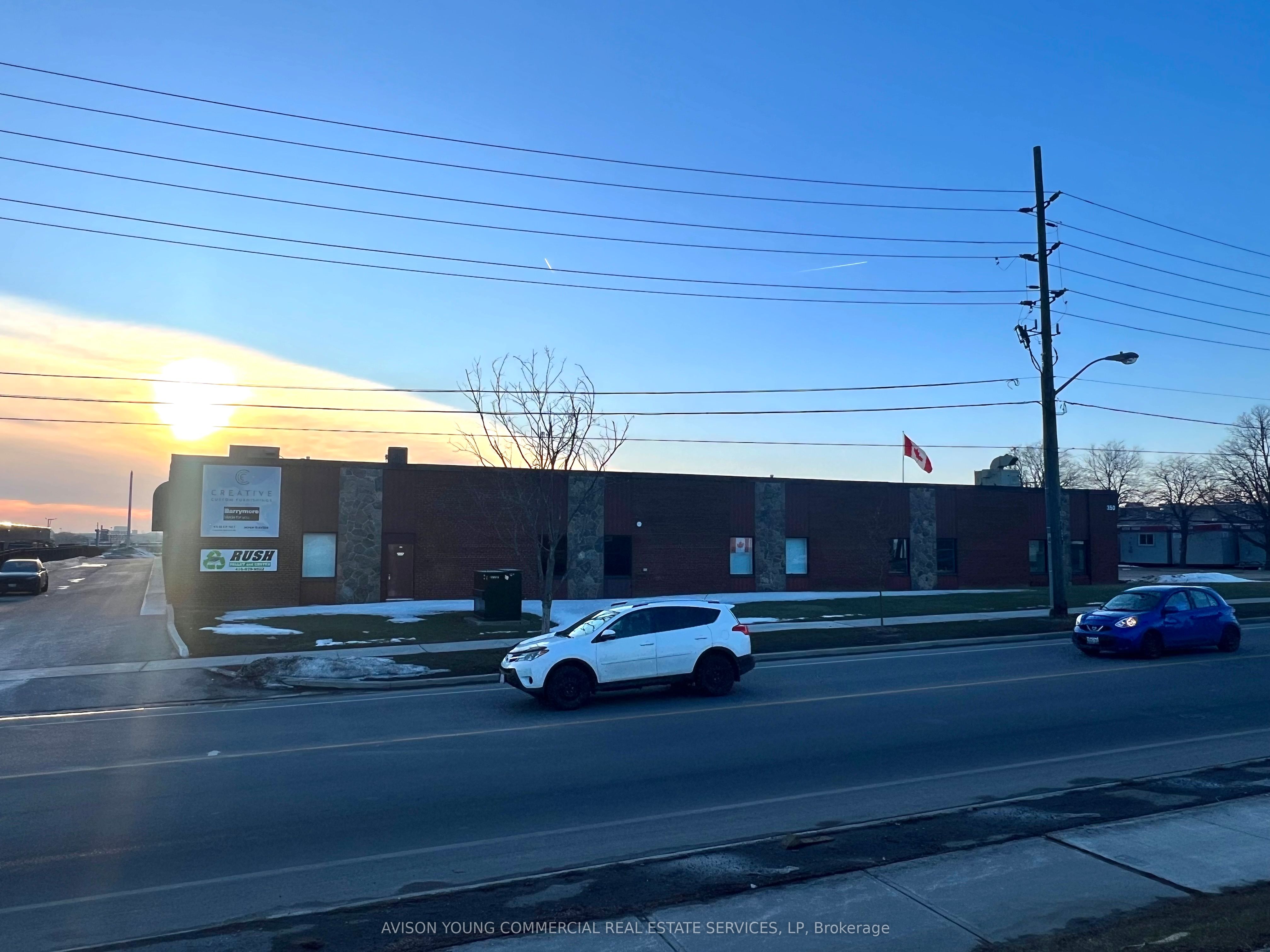 Additional image 2 of 1-350 Oakdale Road, Toronto, ON, M3N 1W5