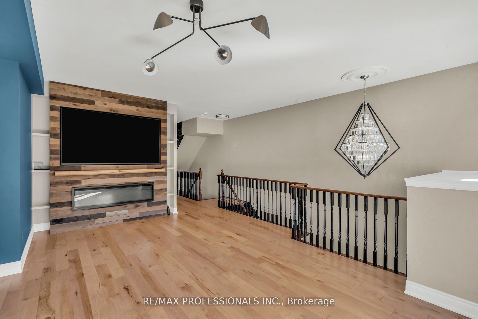 Additional image 3 of 74 Dryden Way, Toronto, ON, M9R 0B2