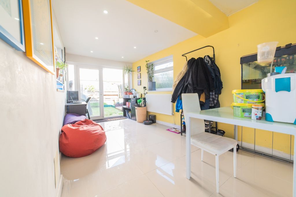Additional image 8 of 3 bed end terrace house for salePearl Street, Splott CF24