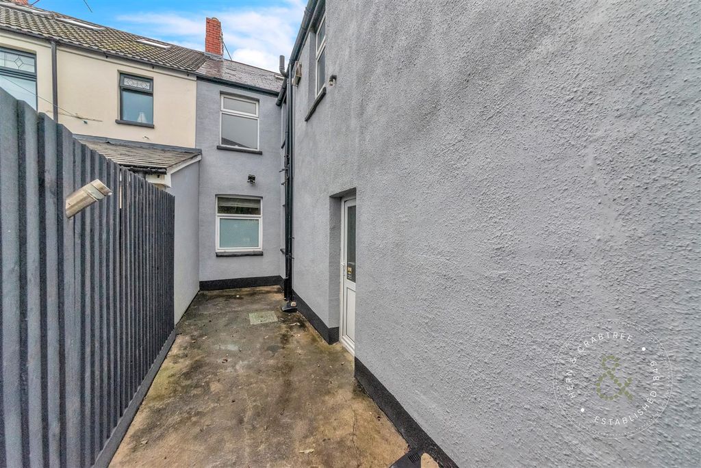 Additional image 19 of 1 bed flat for saleLeckwith Road, Leckwith, Cardiff CF11