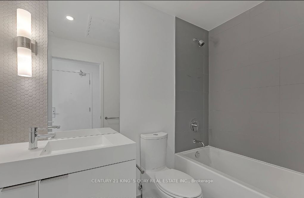 Additional image 6 of 2704-33 Helendale Avenue, Toronto, ON, M4R 0A4