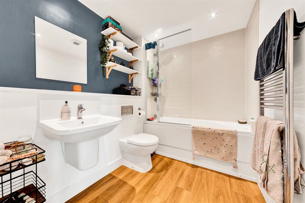 Additional image 10 of 2 bed flat for saleHawthorn House, The Boulevard, The Mill, Canton, Cardiff CF11
