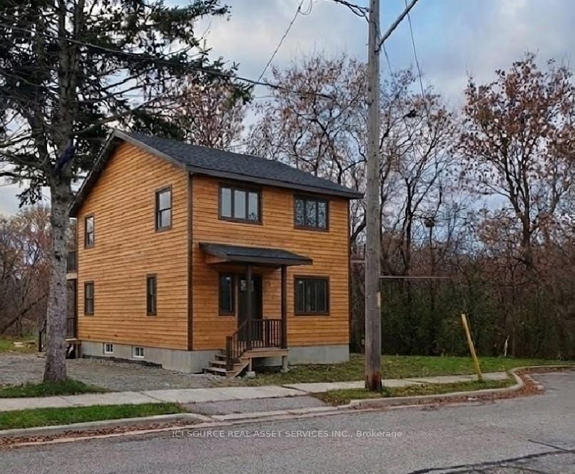 85 Hall Street, Oshawa, ON, L1H 2Y8