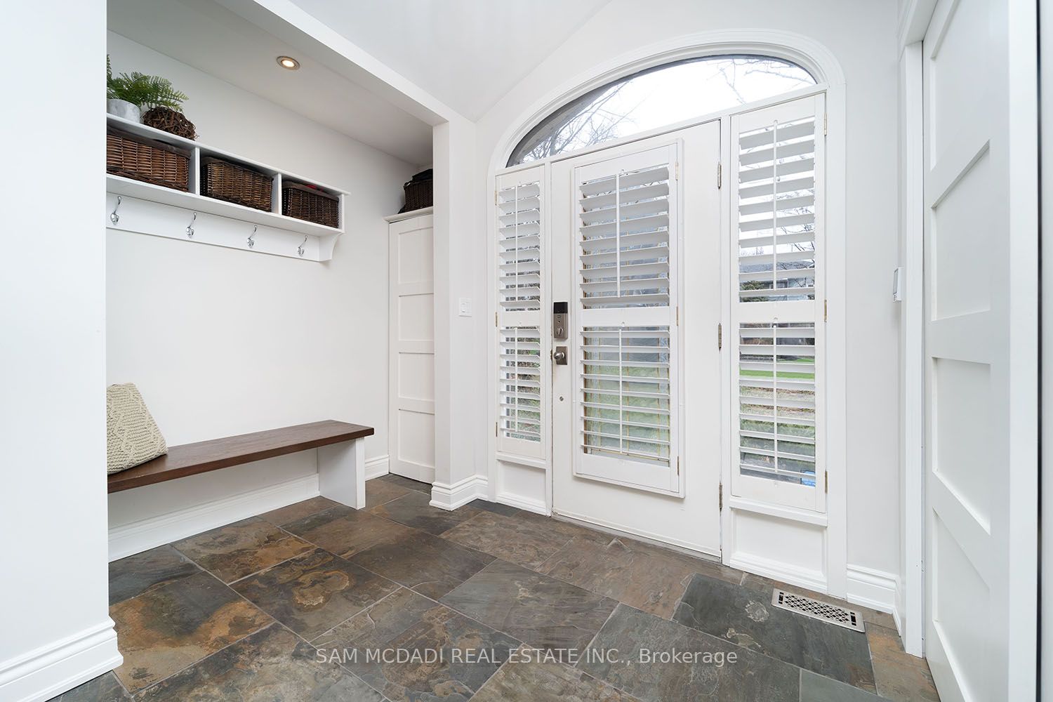 Additional image 2 of 388 Ash Road, Oakville, ON, L6J 4P7