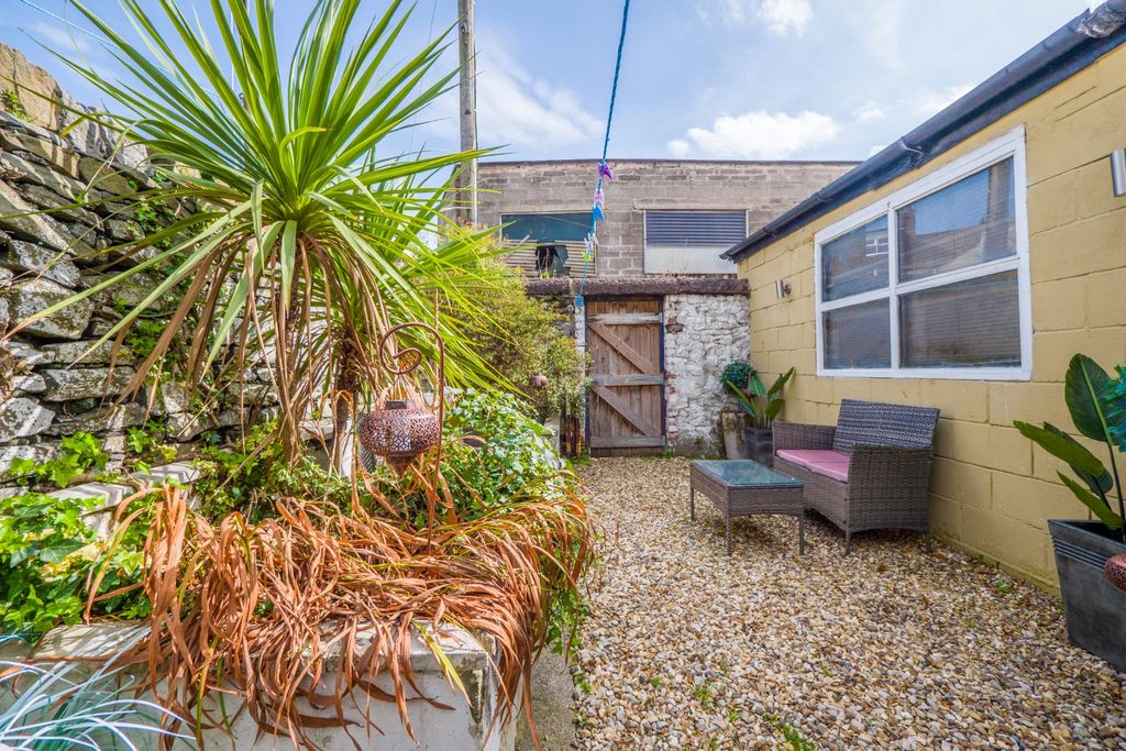 Additional image 23 of 4 bed end terrace house for saleCourtenay Road, Splott, Cardiff CF24