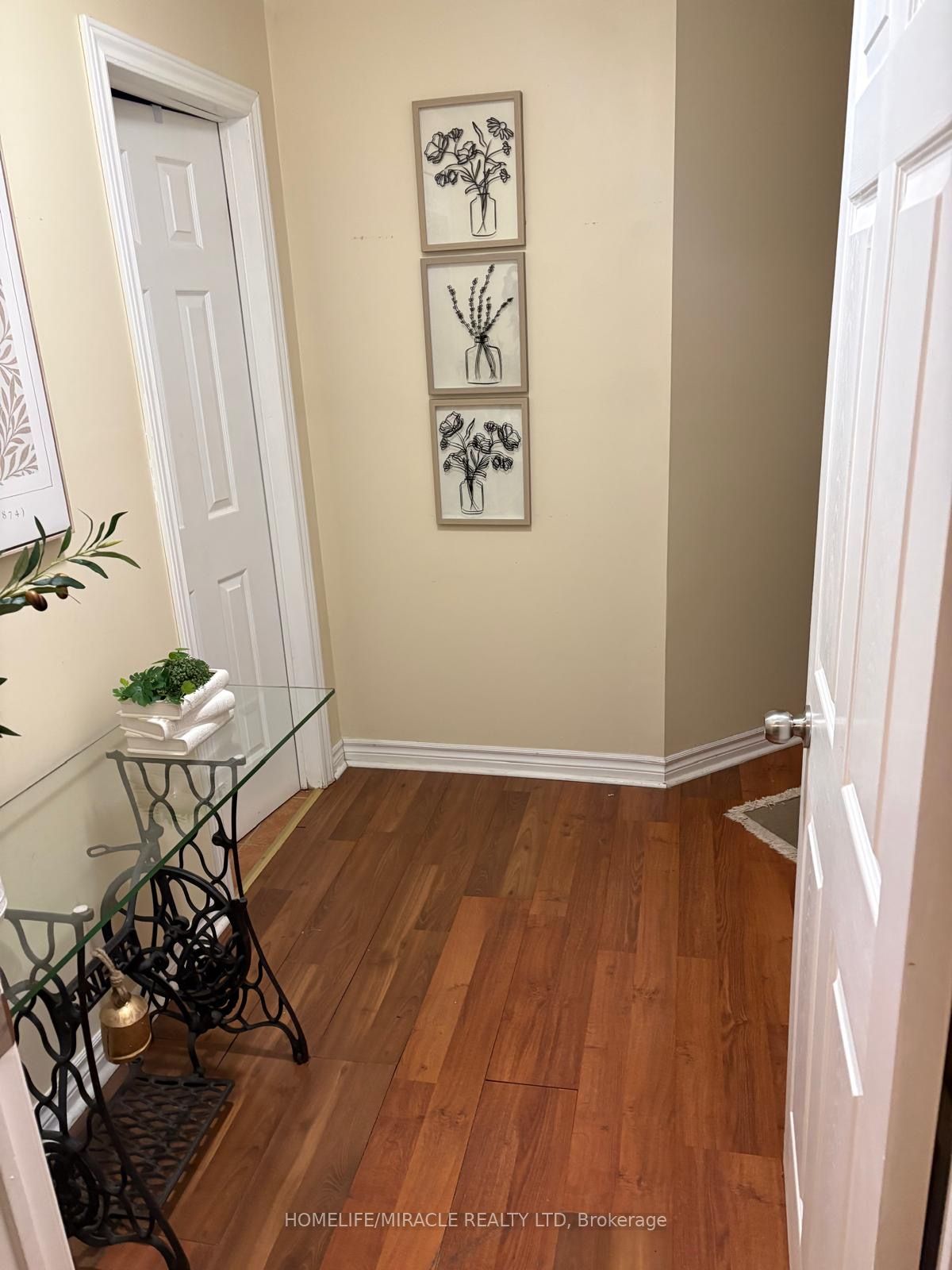 Basement-6739 Tattinger Avenue, Mississauga, ON, L5W 1P1