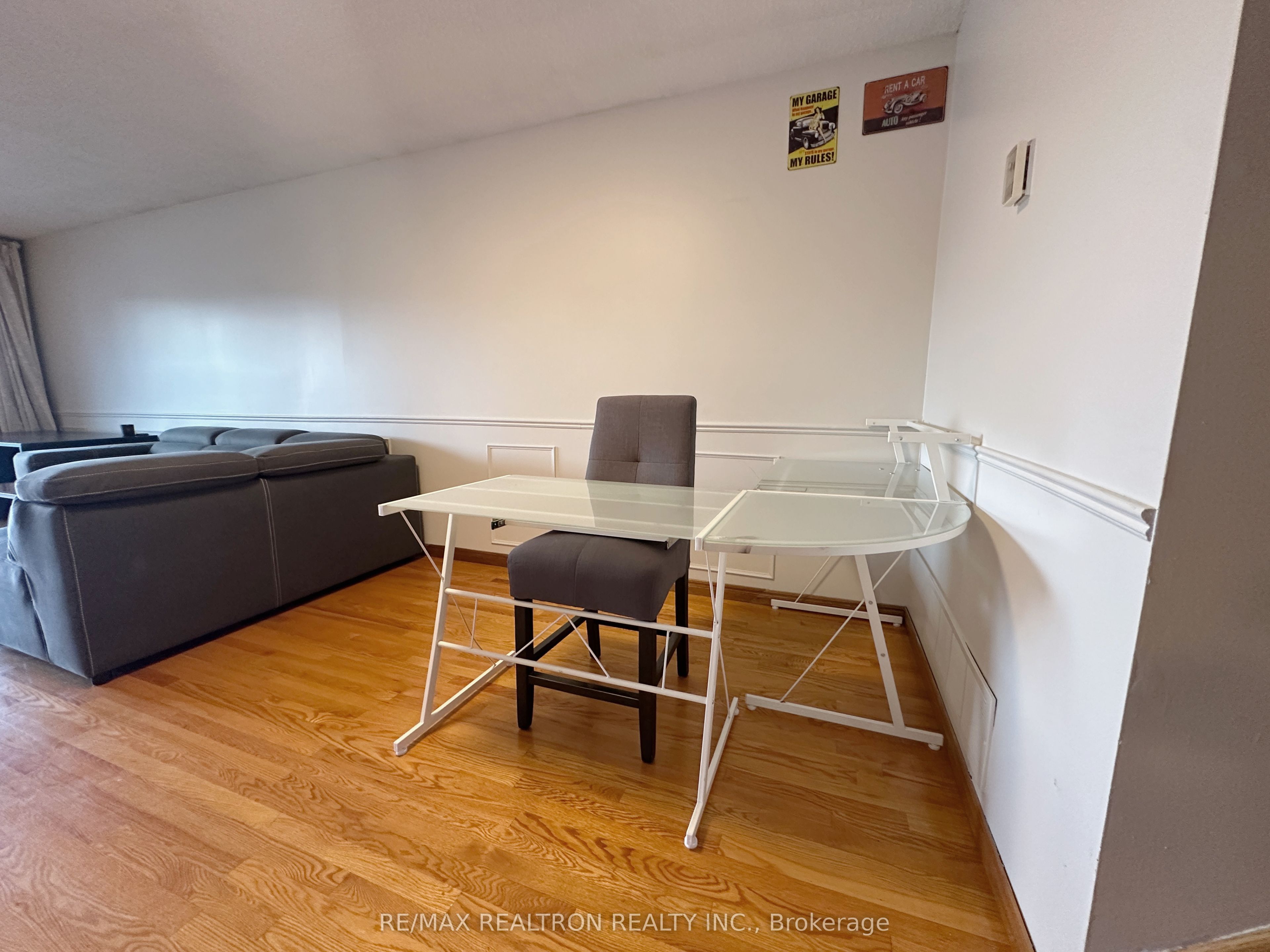 Additional image 4 of 928 Knollwood Court, Mississauga, ON, L5C 3L9