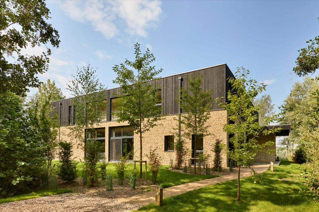 Additional image 2 of 6 bed detached house for saleNewfound Reach, Coln Waters, Lechlade, Gloucestershire GL7