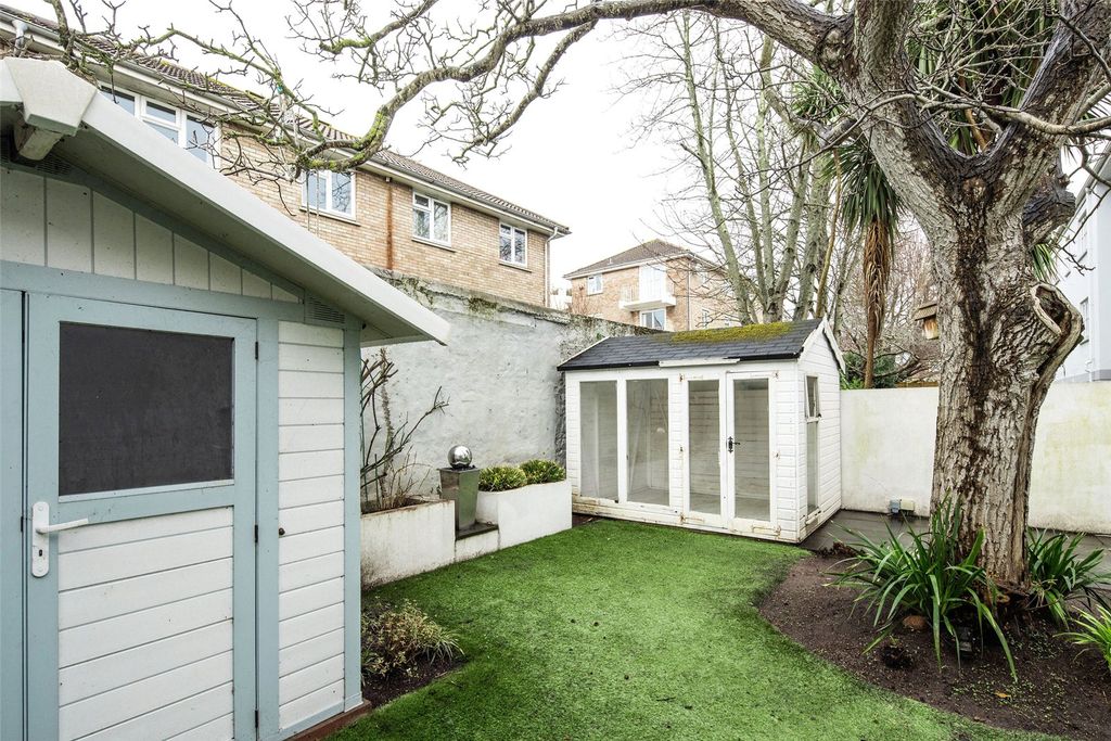 Additional image 15 of 2 bed detached house for saleSacre Coeur Cottages, Rouge Bouillon, St Helier, Jersey JE2