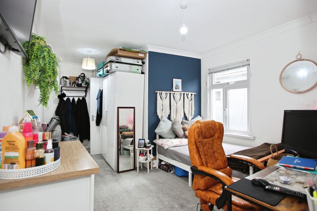 Additional image 36 of 5 bed end terrace house for saleCaerleon Road, Newport NP19