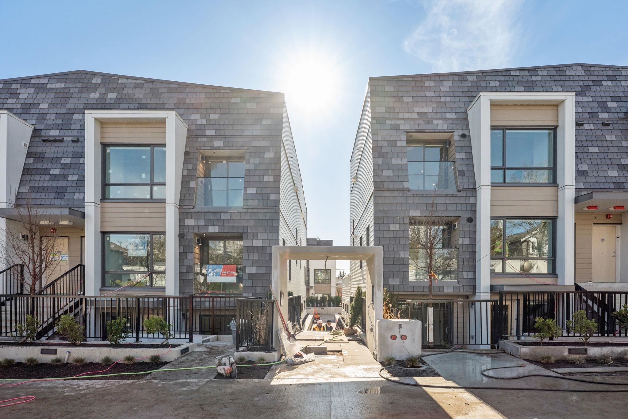 101-378 45th Avenue W, Vancouver, BC, V5Y 0P6