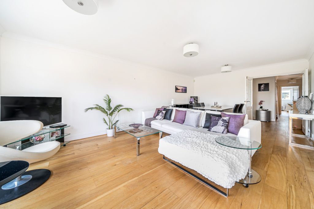 Additional image 4 of 2 bed flat for saleDouglas Avenue, Exmouth EX8