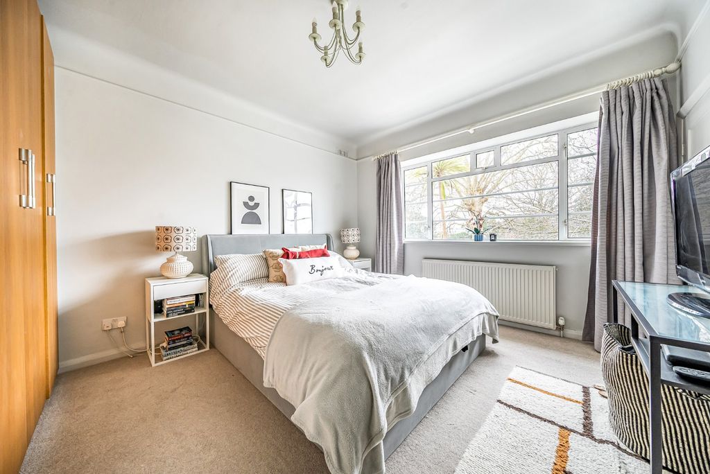 Additional image 5 of 2 bed flat for saleClaremont Road, Surbiton, Surrey KT6