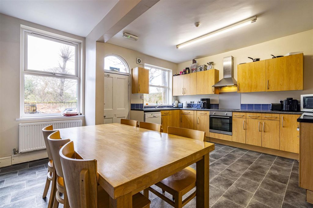 Additional image 11 of 16 bed detached house for saleWaterloo Road, Nottingham NG7