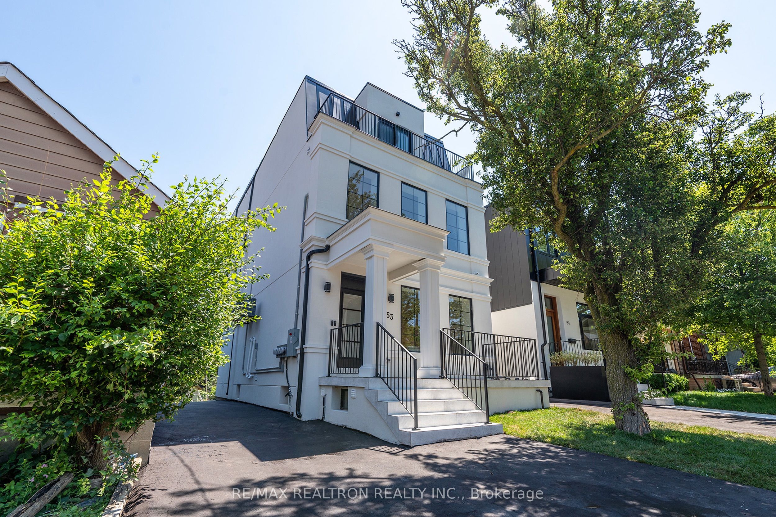 53 Alameda Avenue, Toronto, ON, M6C 3W3