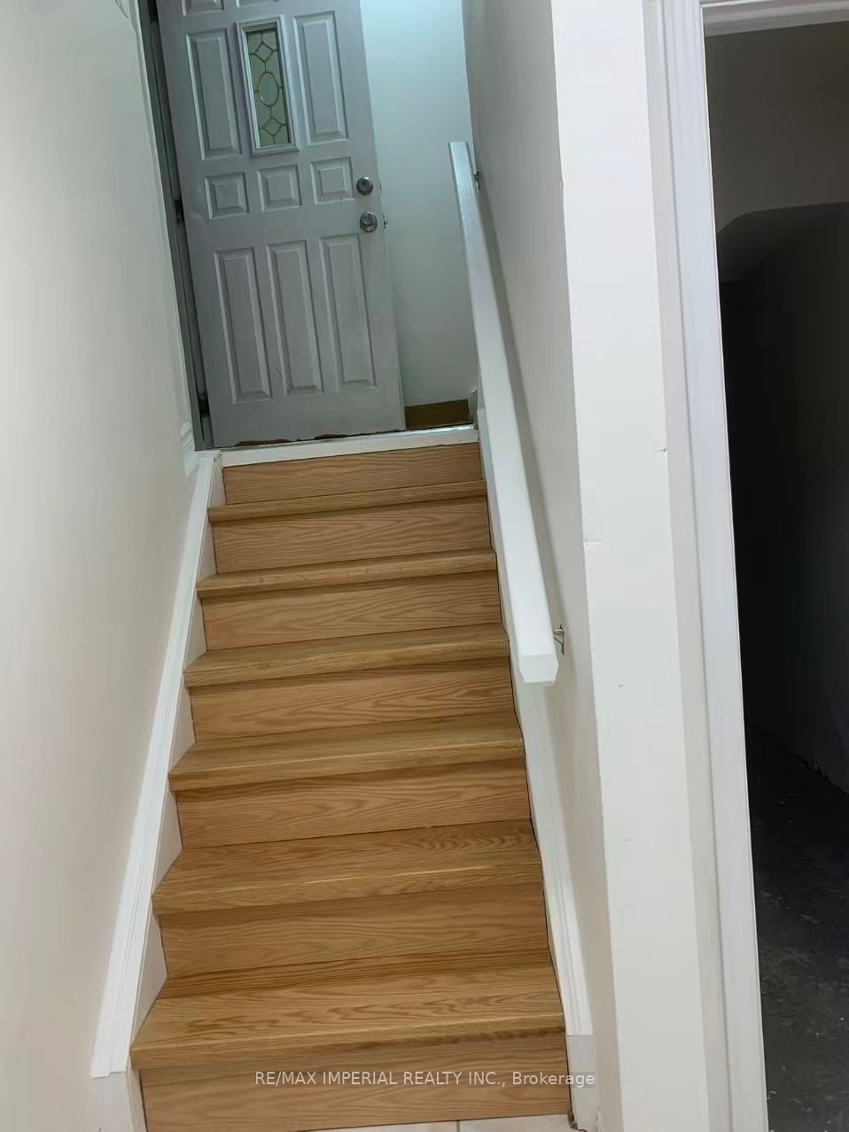 Additional image 2 of Lower-657 Thamesford Terrace, Mississauga, ON, L5R 2B8