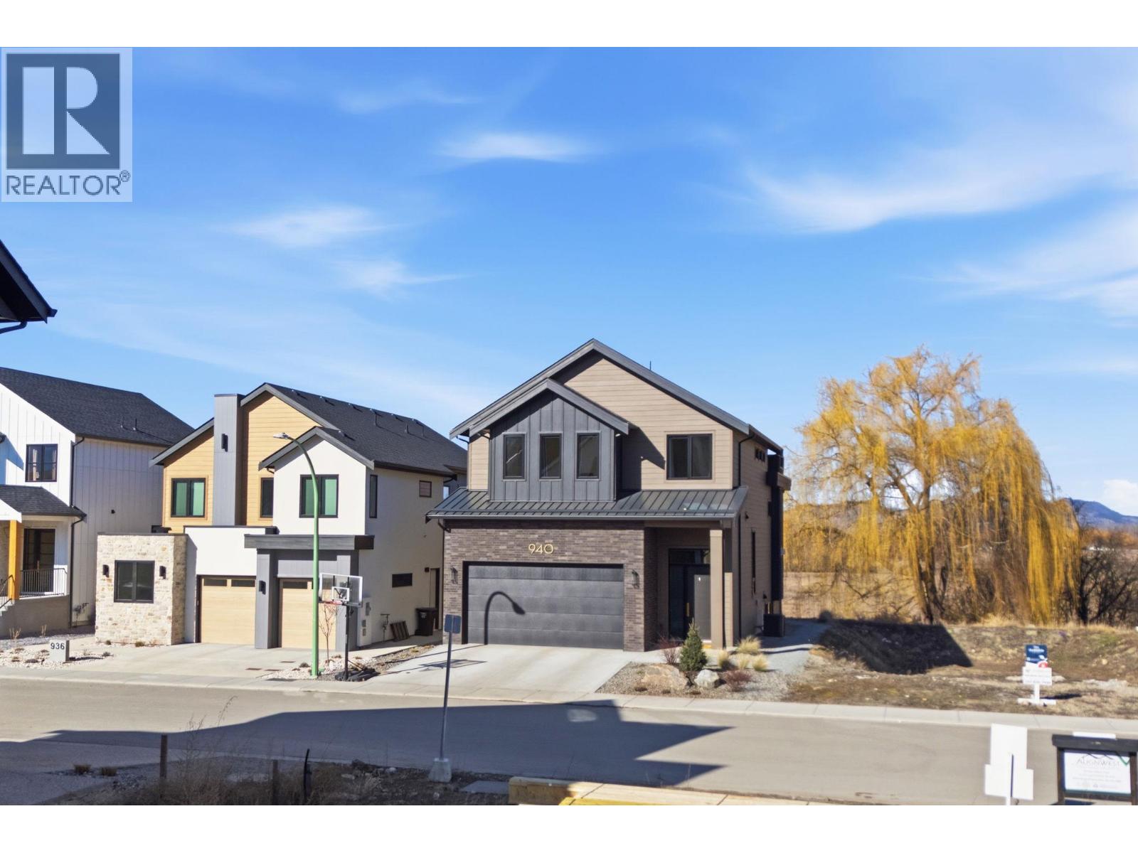 Additional image 4 of 940 Bull Crescent, Kelowna, BC, V1W4N2