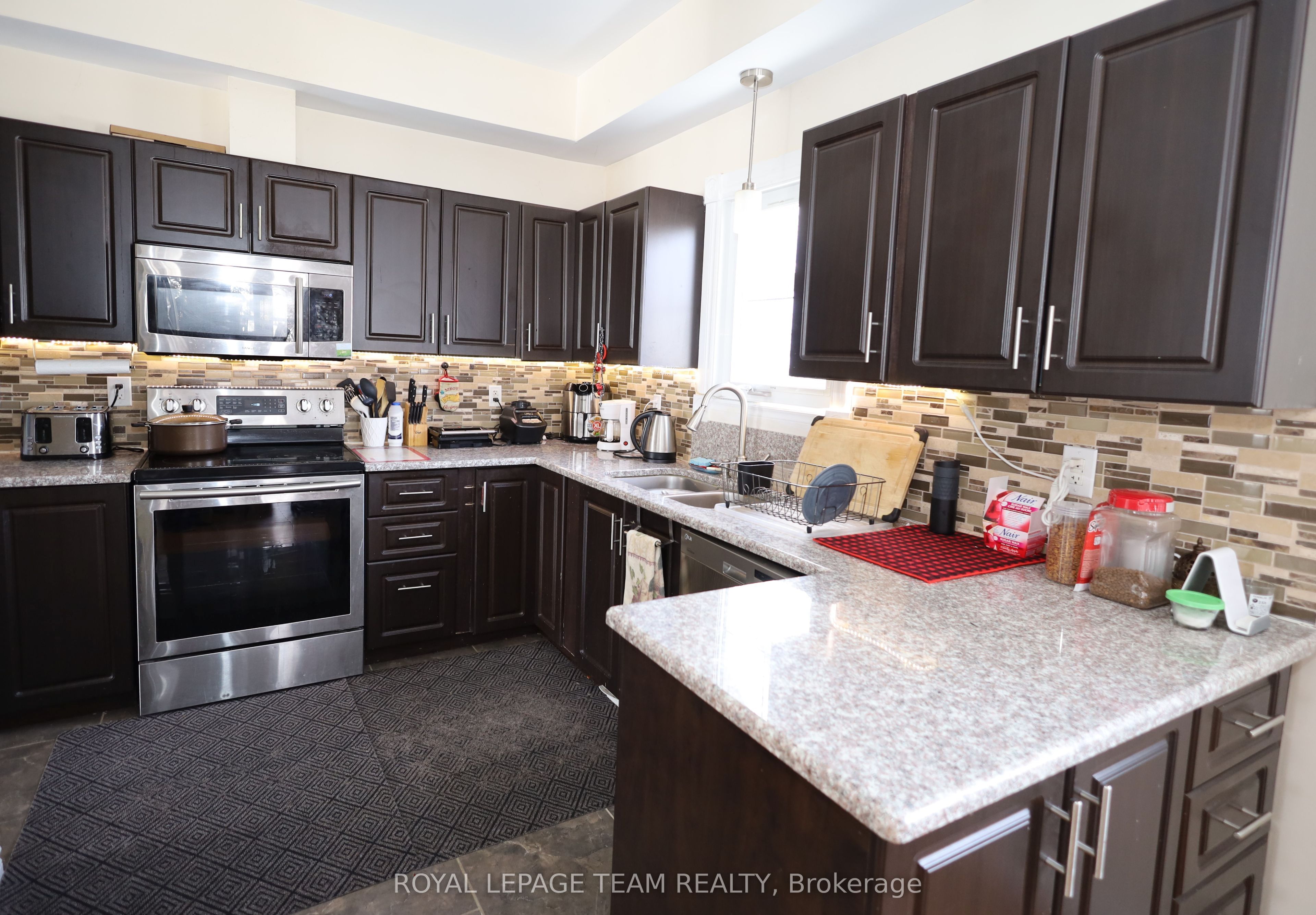 Additional image 4 of 2194 Niagara Drive, Ottawa, ON, K1H 6L2