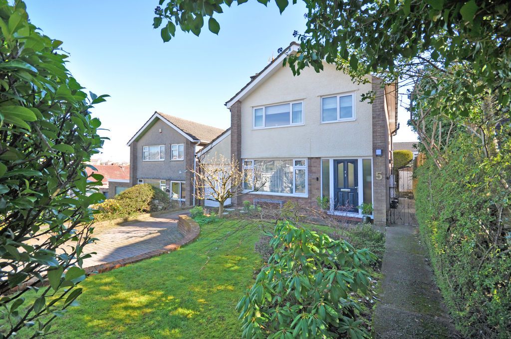 3 bed detached house for saleHi-Spec Renovation, Laurel Crescent, Newport NP20