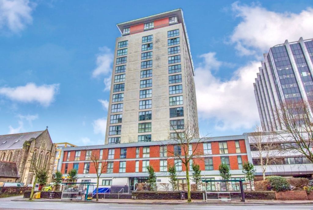 2 bed flat for saleNewport Road, Cardiff CF24
