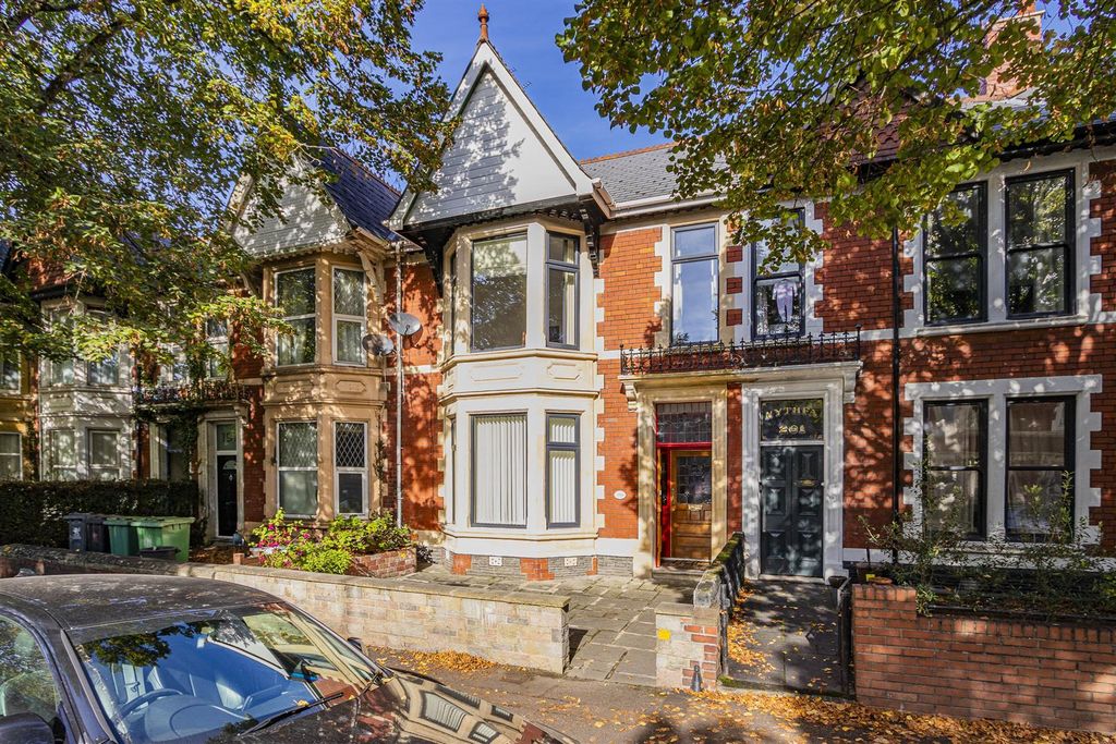 4 bed property for saleAlbany Road, Roath, Cardiff CF24