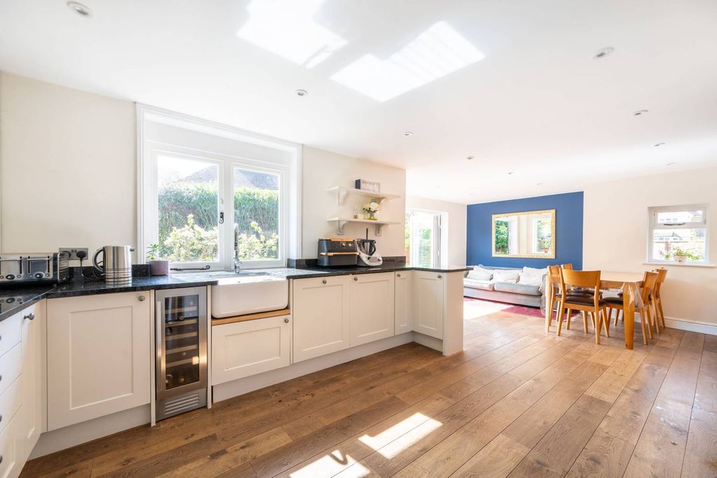 Additional image 5 of 4 bed detached house for saleChauntry Road, Maidenhead SL6